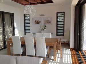 Villa Coralie dining