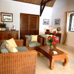 Villa Tropic 2 living room with tv